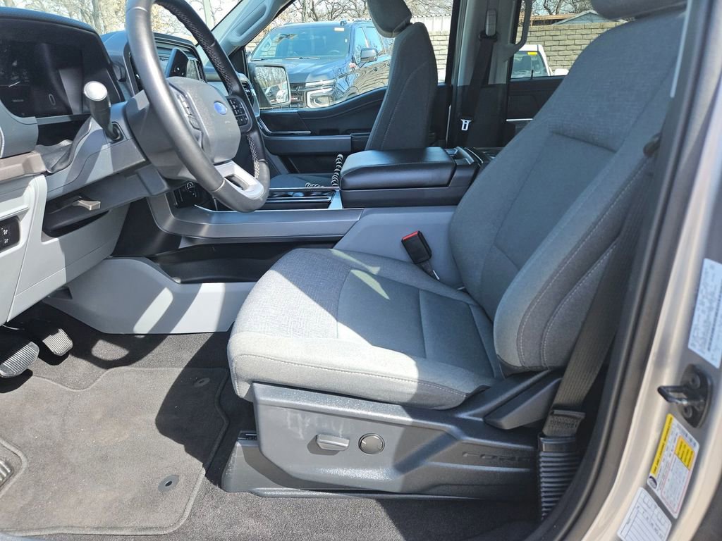 Used 2025 Ford F150 XLT w/ Equipment Group 301A Standard AWD/4WD image 11