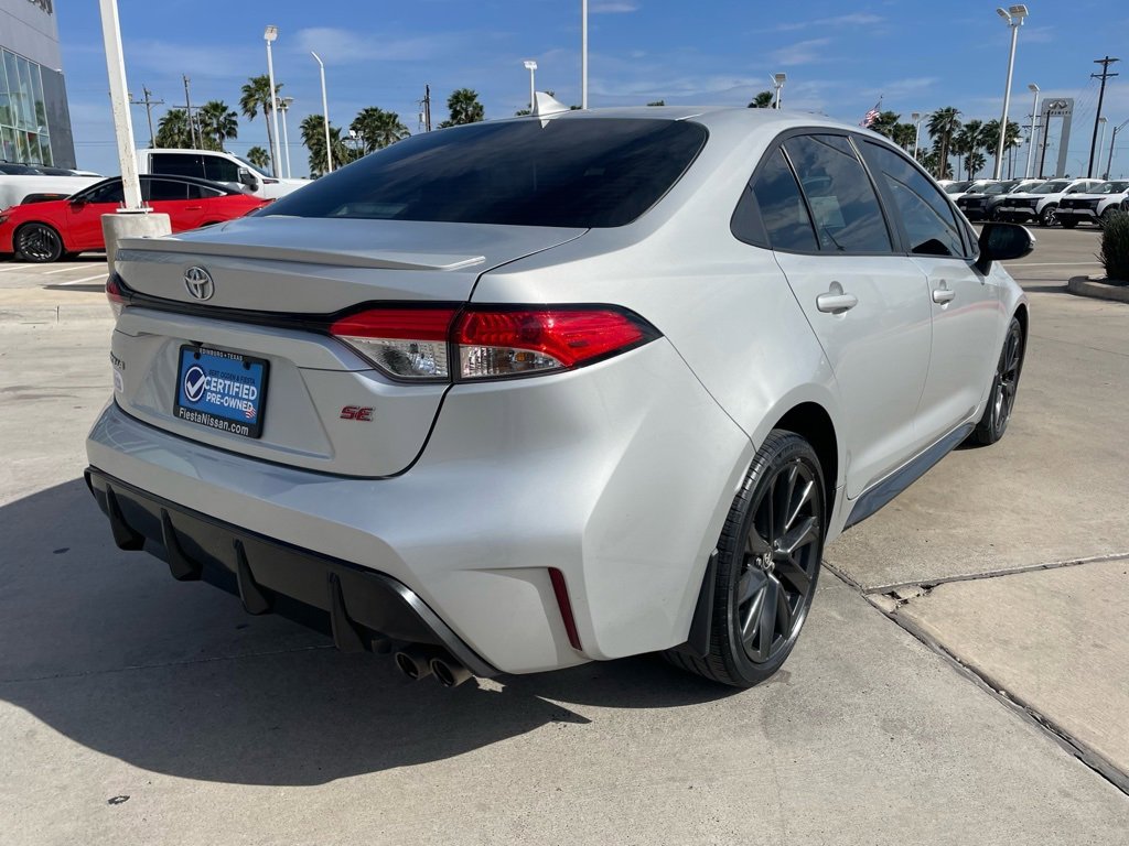 Used 2023 Toyota Corolla SE image 3