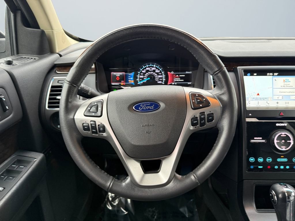 Used 2018 Ford Flex Limited image 12