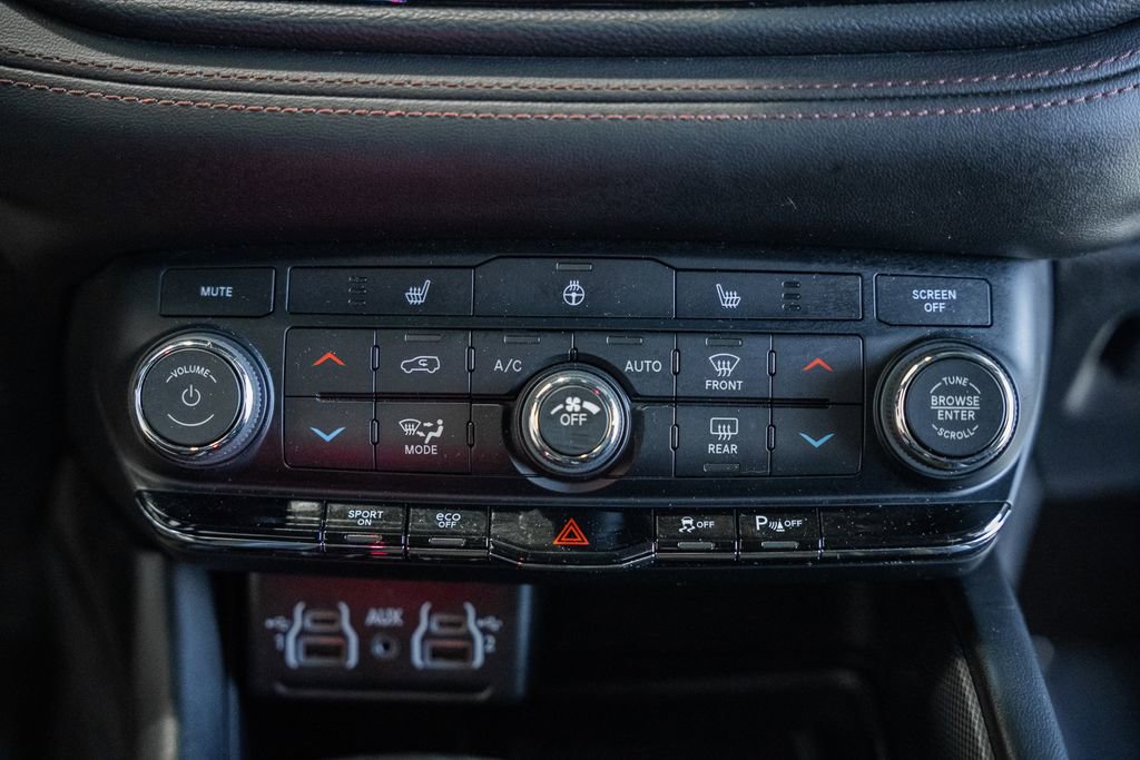 Used 2022 Dodge Durango R/T w/ Blacktop Package image 33