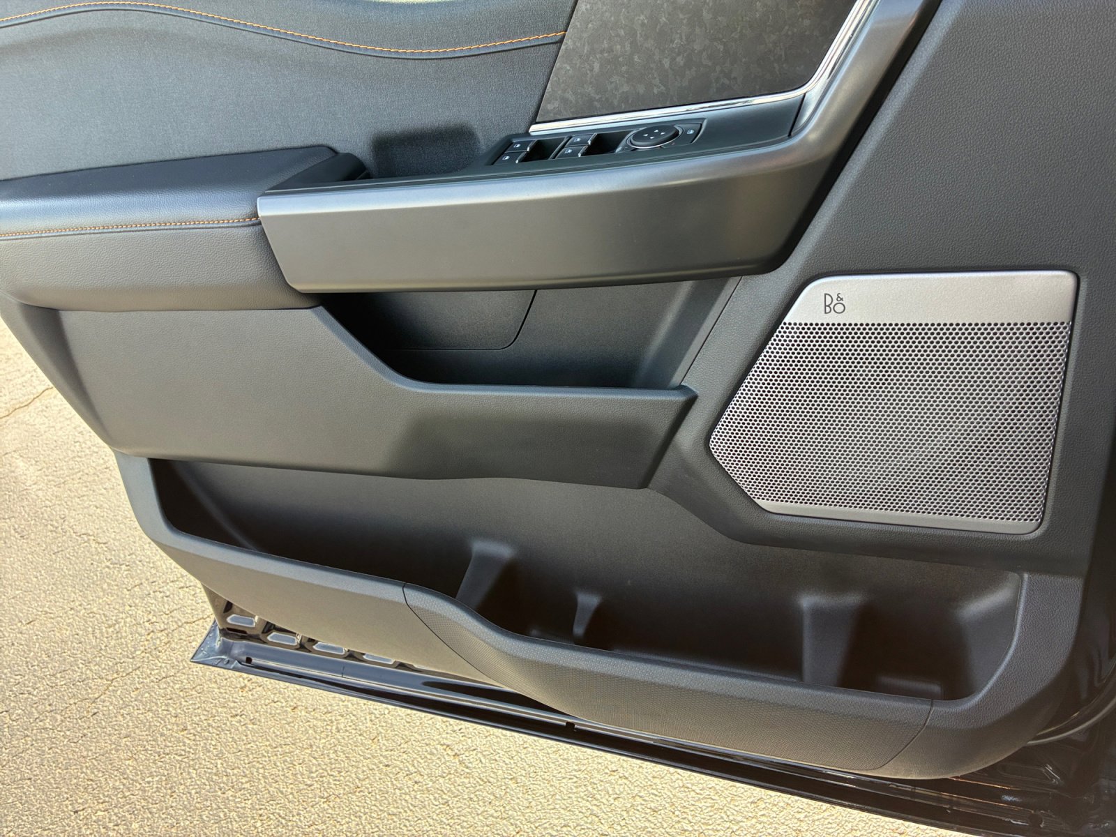 Used 2025 Ford F150 Tremor w/ Mobile Office Package image 13