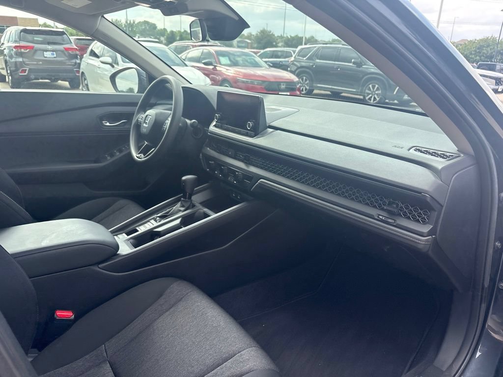 Used 2023 Honda Accord LX image 23