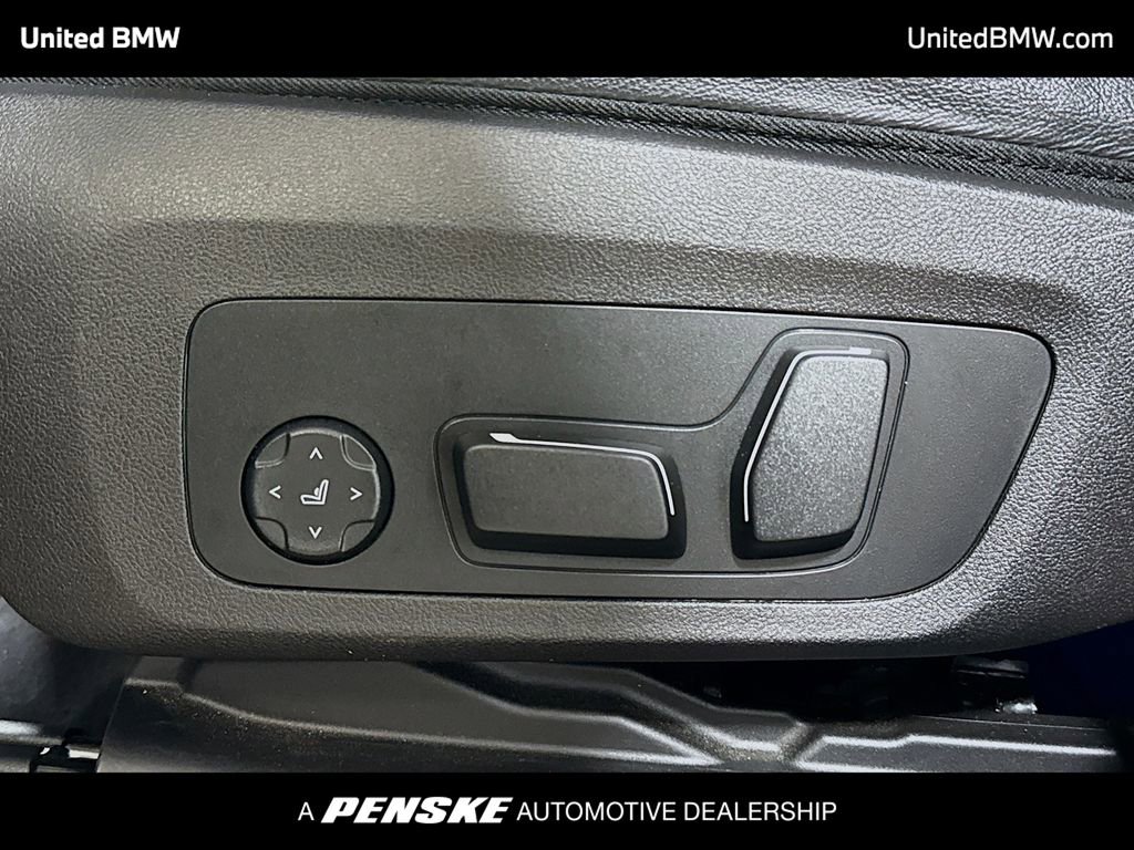 Used 2024 BMW X4 xDrive30i w/ Parking Assistance Package image 4
