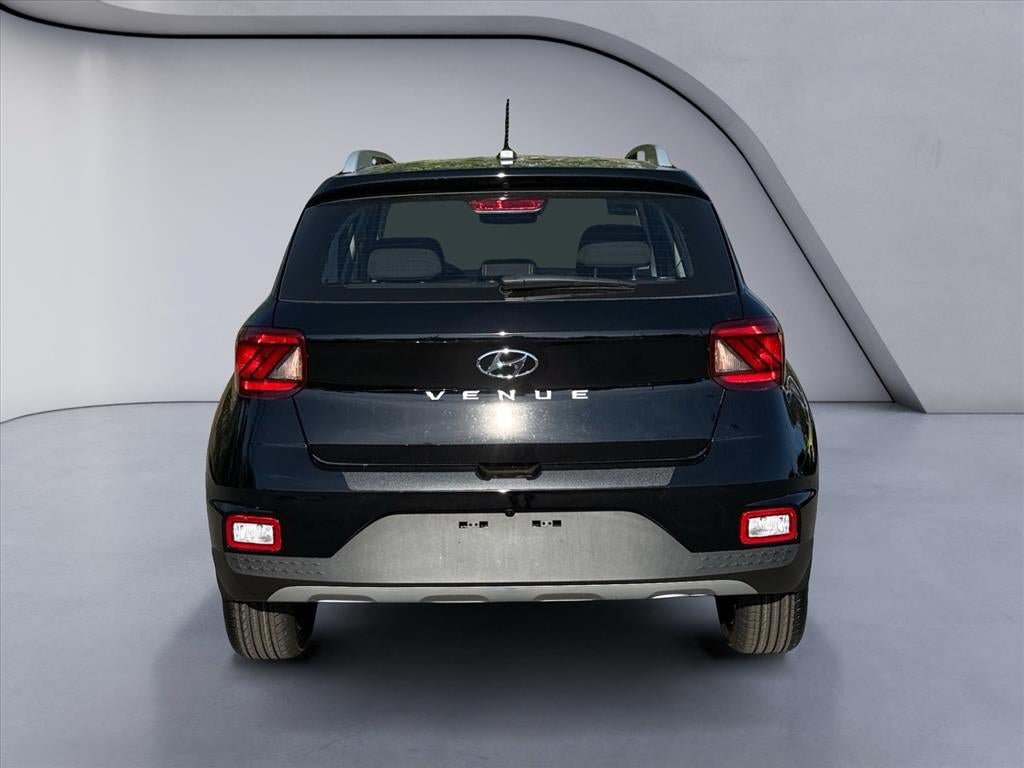 New 2026 Hyundai Venue SEL FWD image 4