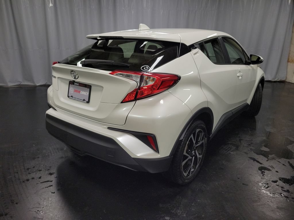 Used 2019 Toyota C-HR XLE FWD image 8