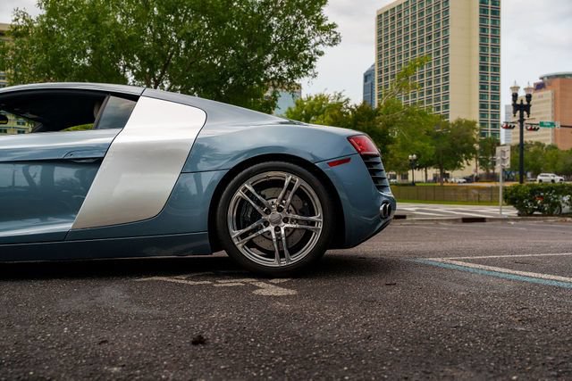 Used 2010 Audi R8 V8 AWD/4WD image 10