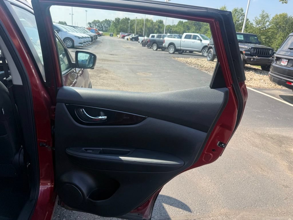 Used 2019 Nissan Rogue Sport SL w/ Premium Package AWD/4WD image 43