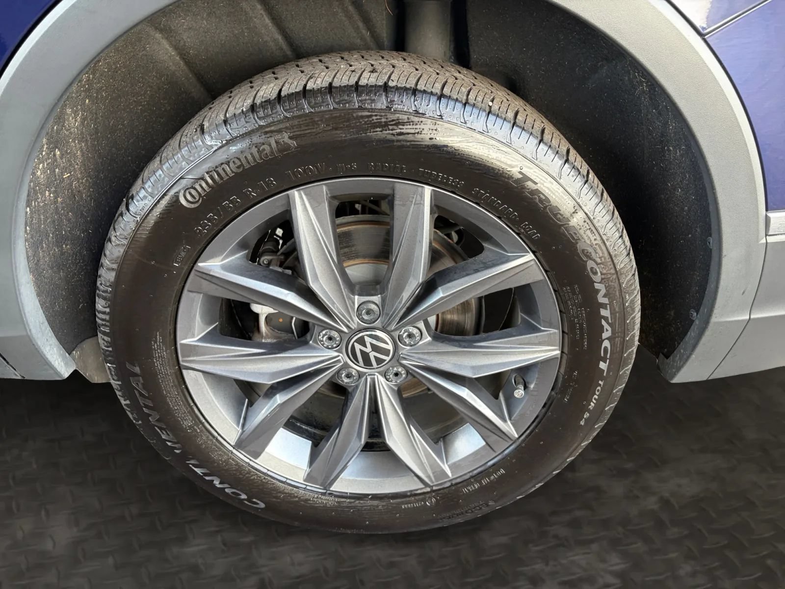 Used 2023 Volkswagen Tiguan SE w/ Panoramic Sunroof Package AWD/4WD image 42