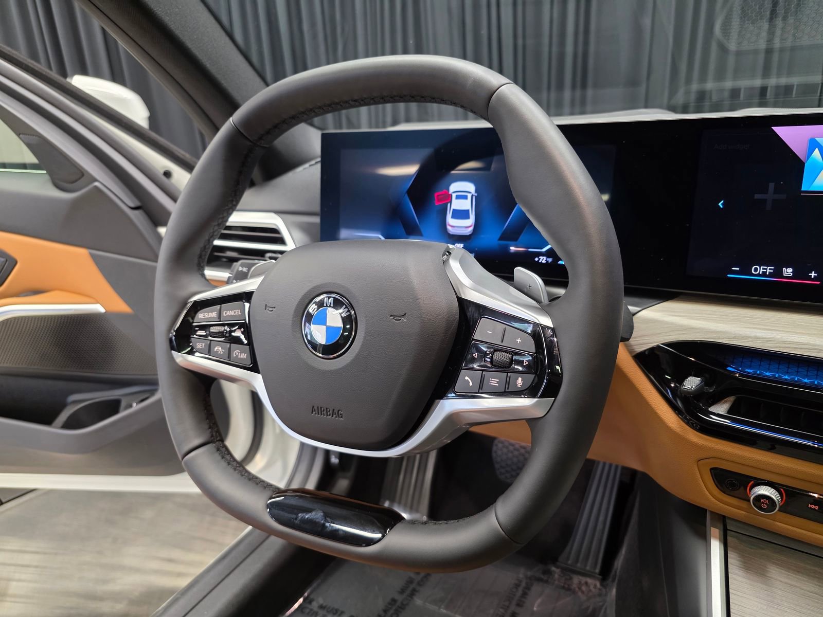 Used 2025 BMW 330i xDrive Sedan w/ Premium Package image 22