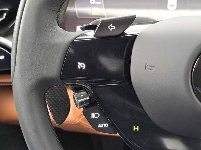 Used 2024 Ferrari 296 GTS image 30