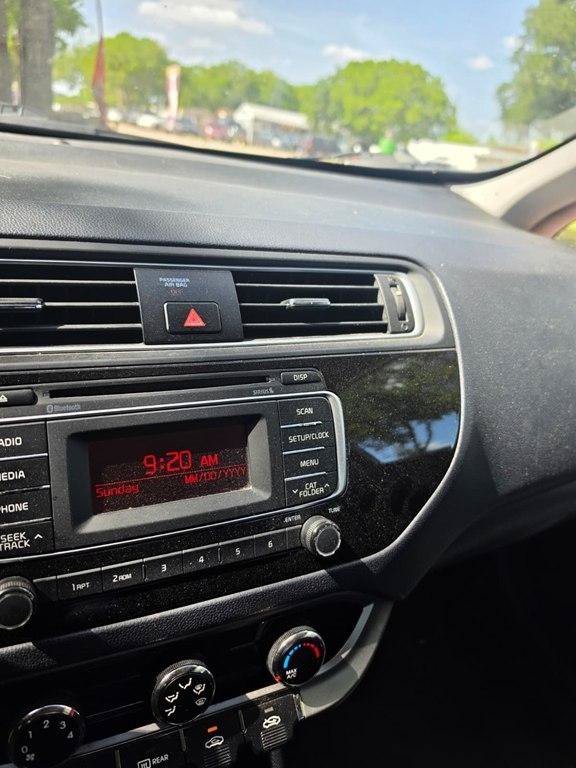 Used 2016 Kia Rio EX FWD image 5