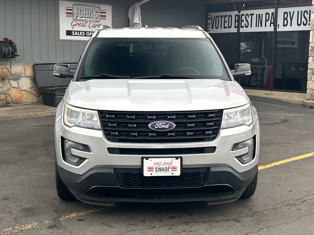 Used 2017 Ford Explorer XLT image 9