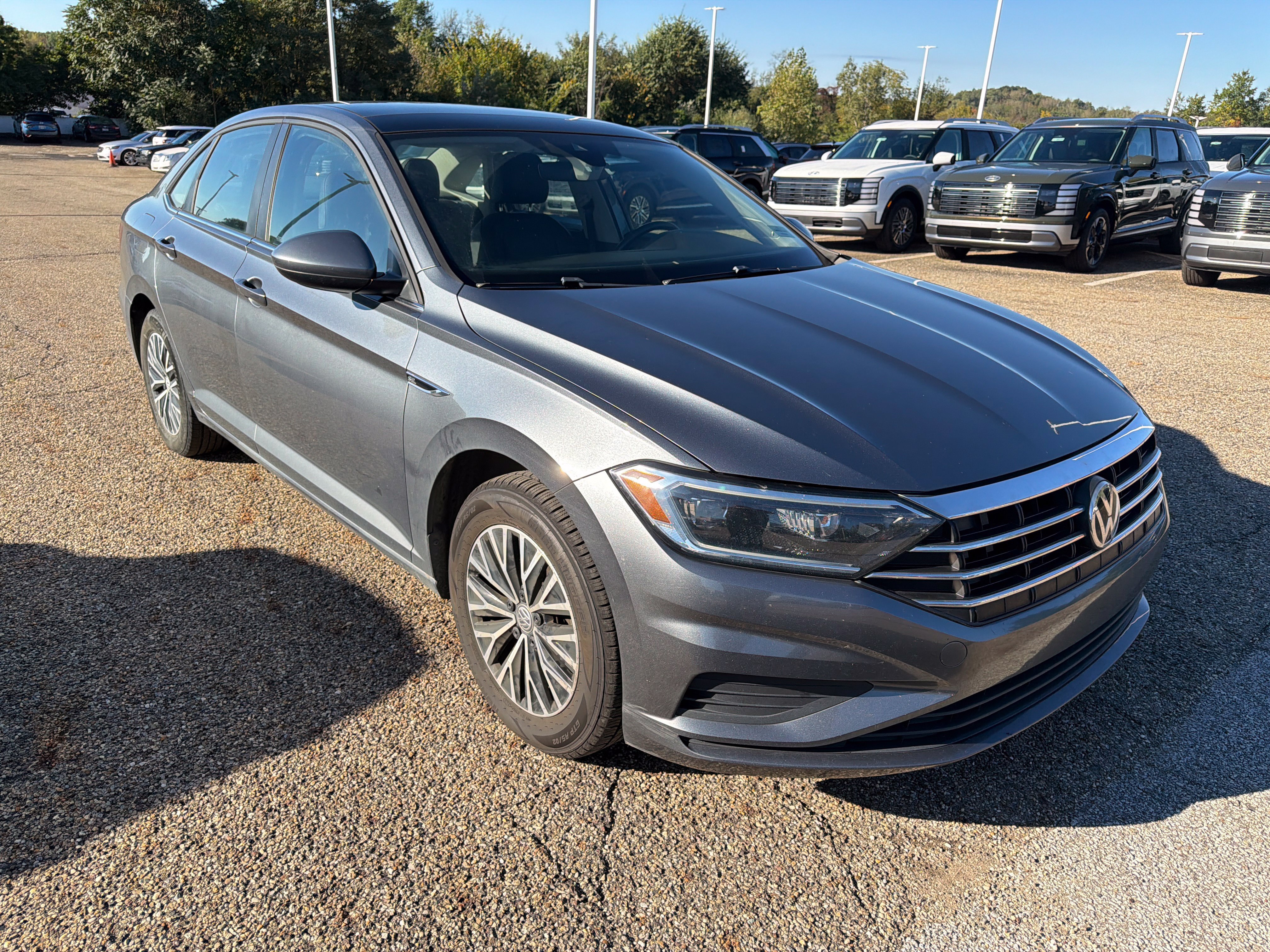 Used 2019 Volkswagen Jetta SEL FWD image 3