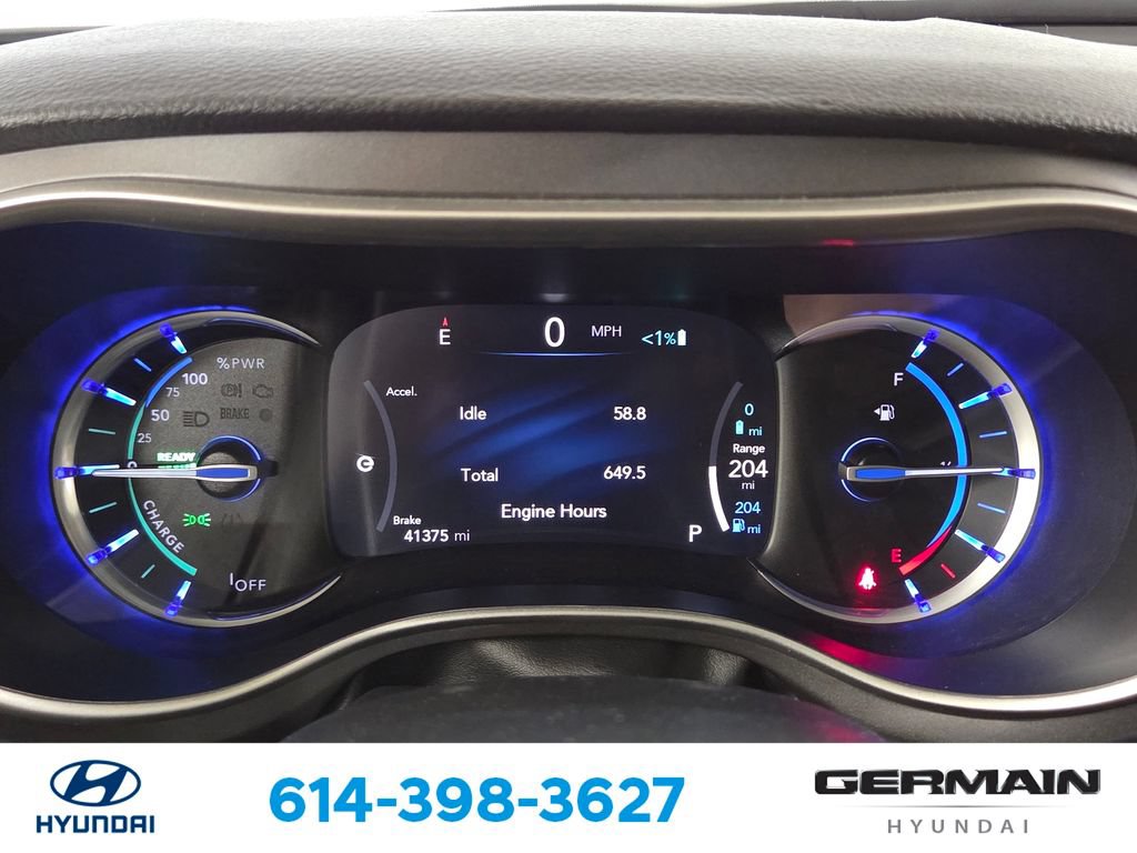 Used 2023 Chrysler Pacifica Touring-L FWD image 23