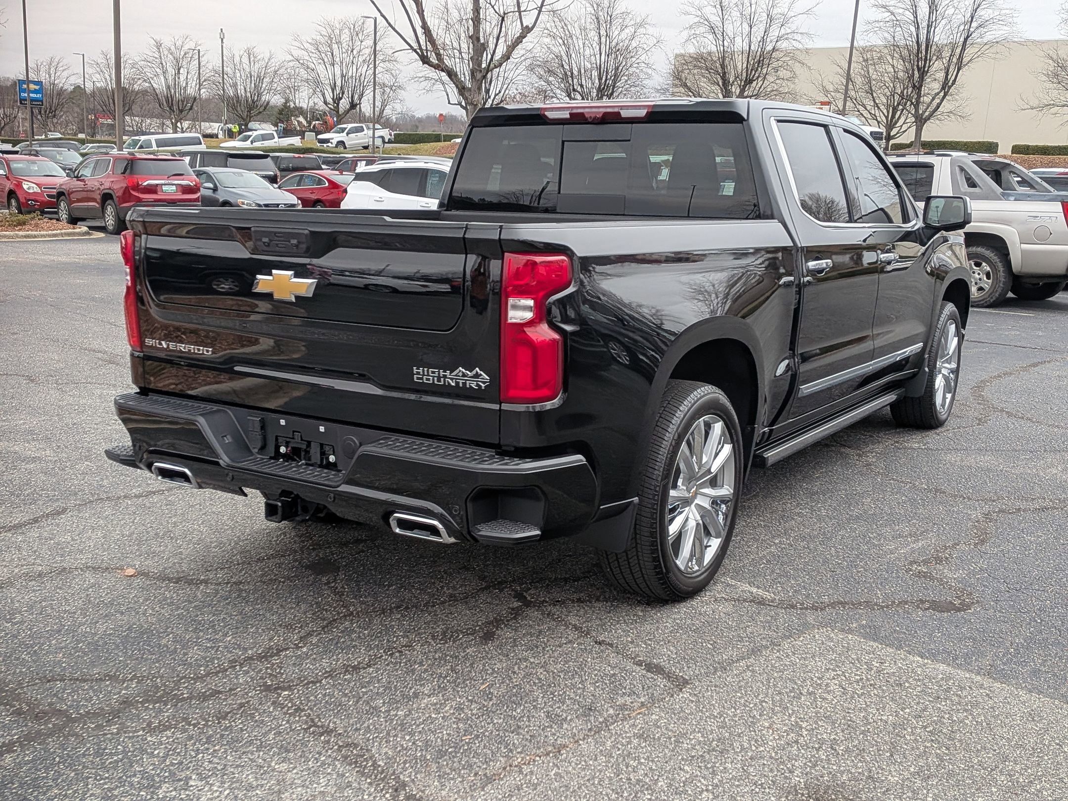 Certified 2025 Chevrolet Silverado 1500 High Country image 9