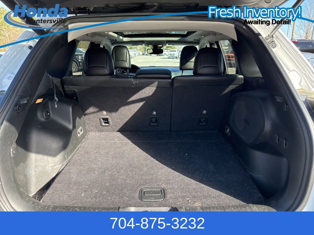 Used 2019 Jeep Cherokee Trailhawk image 10