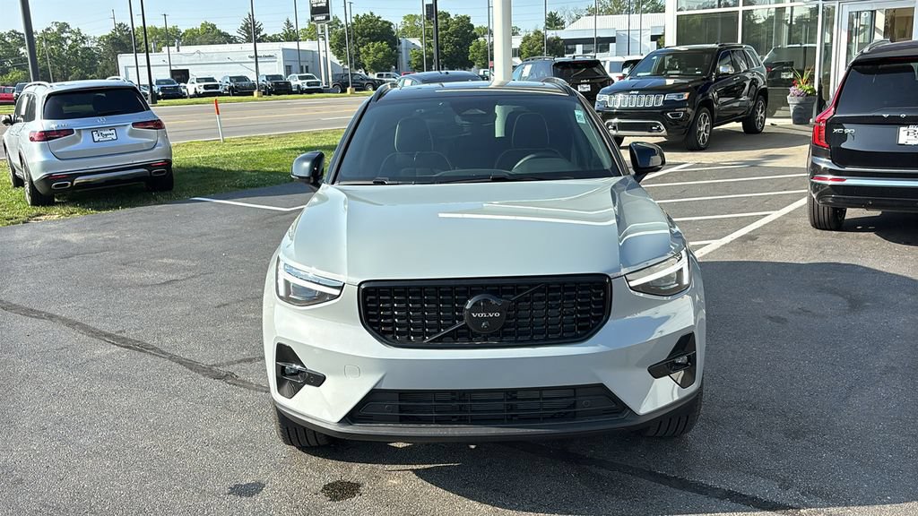 New 2026 Volvo XC40 B5 Ultra w/ Protection Package Premier AWD/4WD image 5