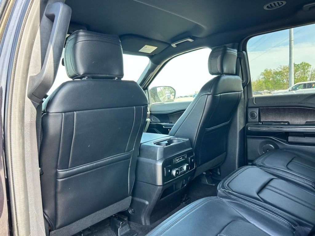 Used 2019 Ford Expedition Limited AWD/4WD image 15