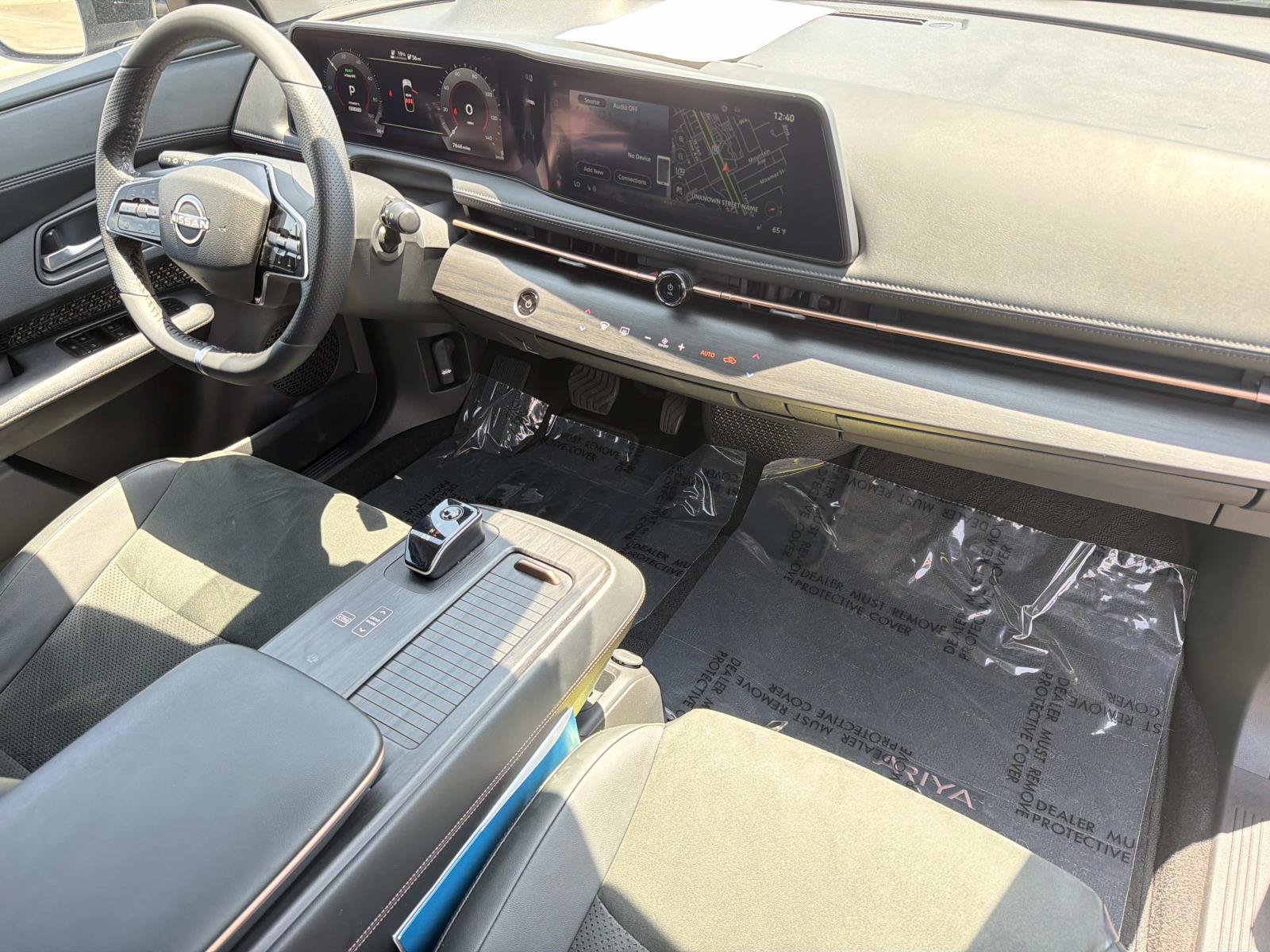 Used 2025 Nissan Ariya FWD image 23