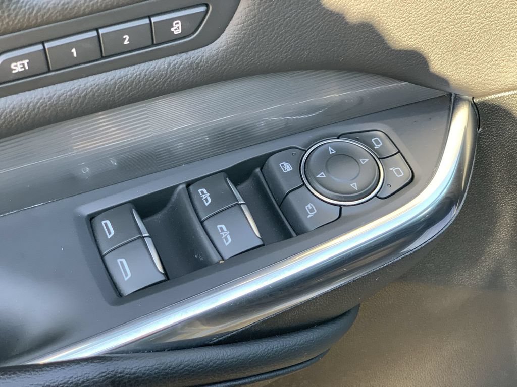 Certified 2024 Cadillac XT4 Premium Luxury FWD image 21