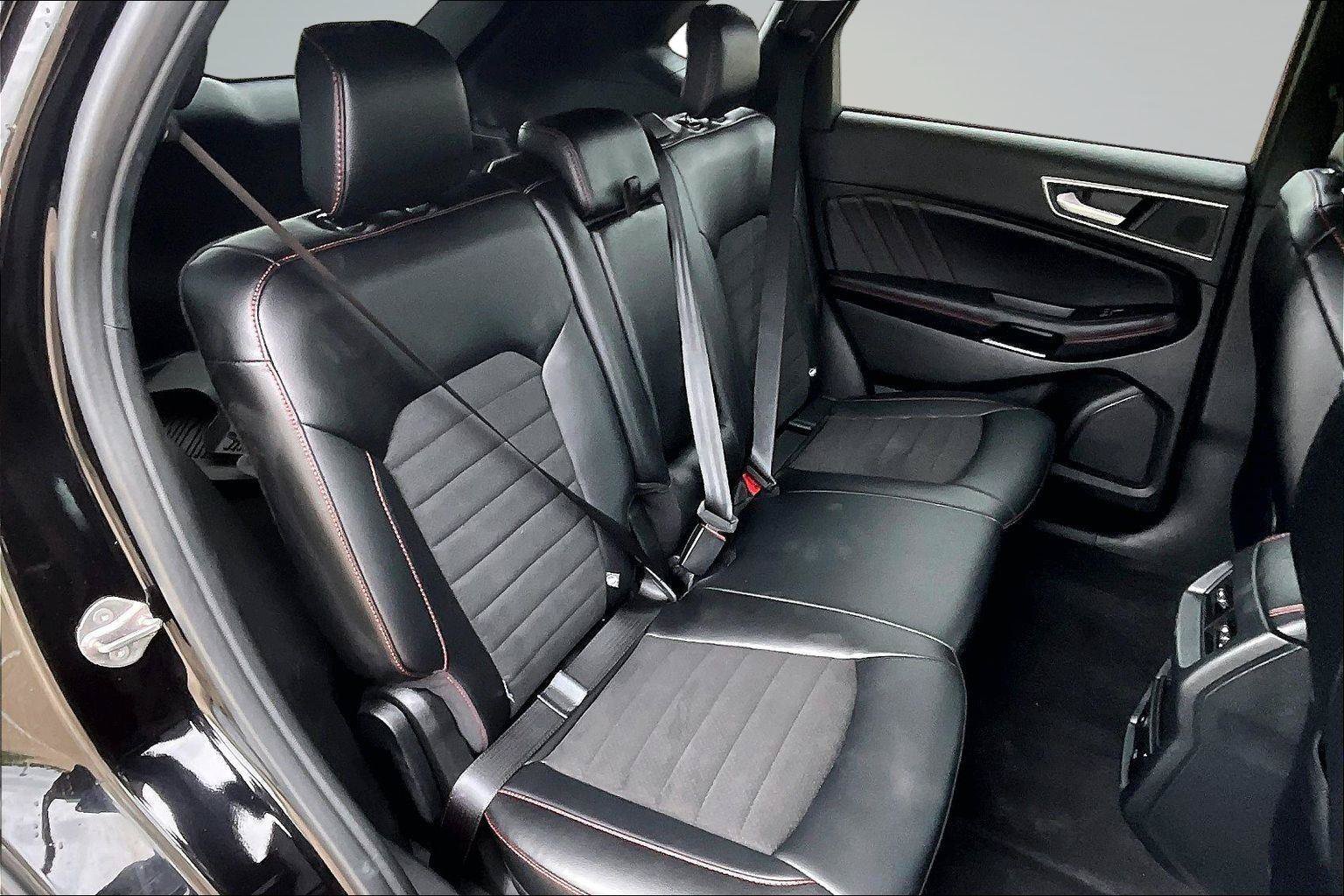Used 2024 Ford Edge ST-Line AWD/4WD image 26