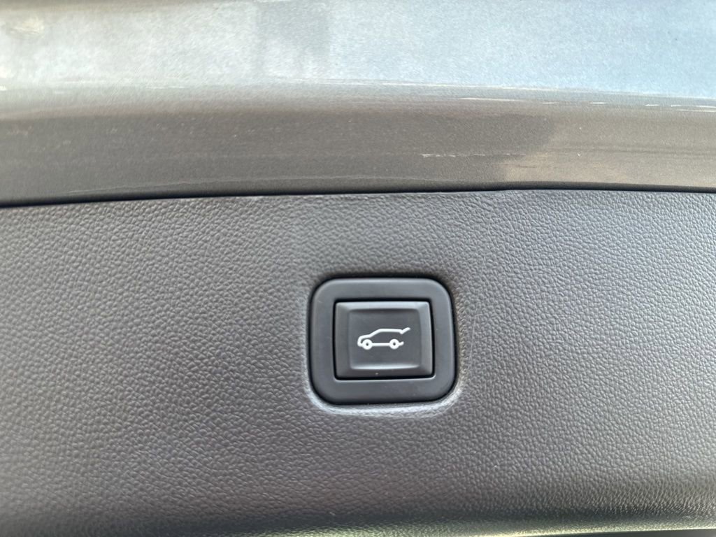 Certified 2023 Chevrolet Blazer LT w/ Convenience Package image 12