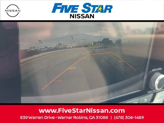 Used 2024 Nissan Pathfinder SV AWD/4WD image 20
