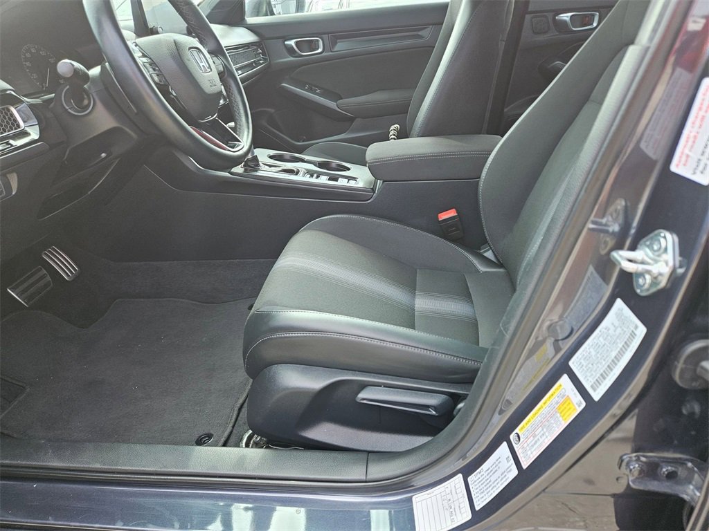 Used 2025 Honda Civic Sport image 11