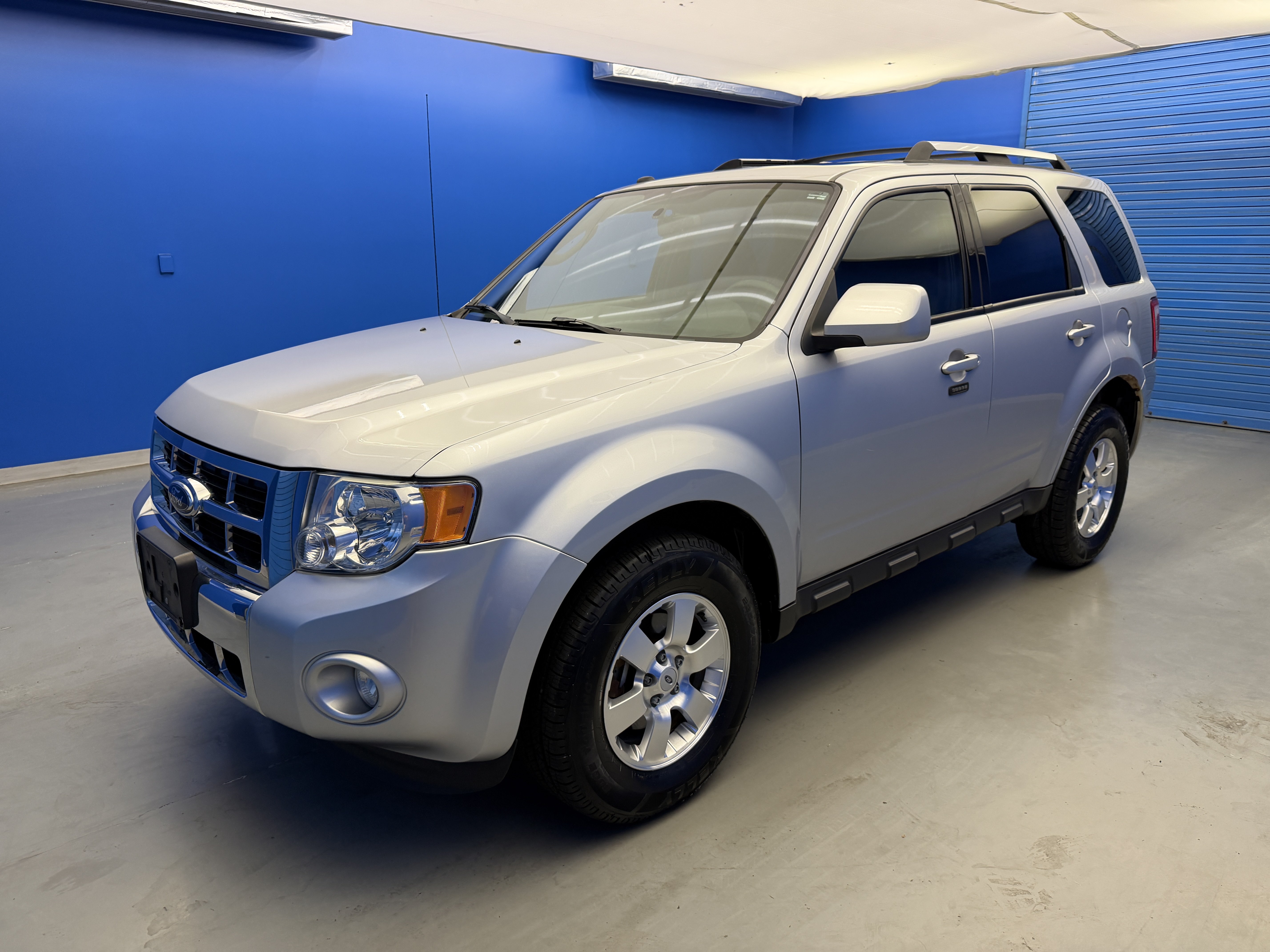 Used 2012 Ford Escape Limited FWD image 4