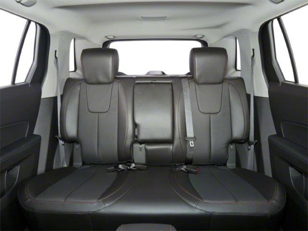 Used 2010 GMC Terrain SLE FWD image 10