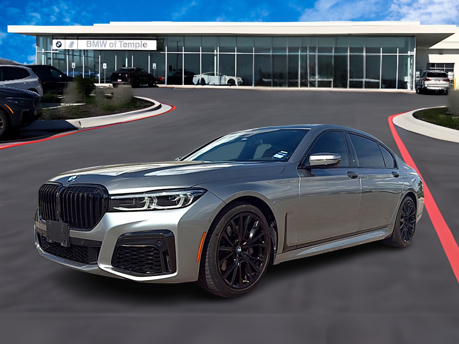 Used 2022 BMW 740i w/ M Sport Package RWD video 1