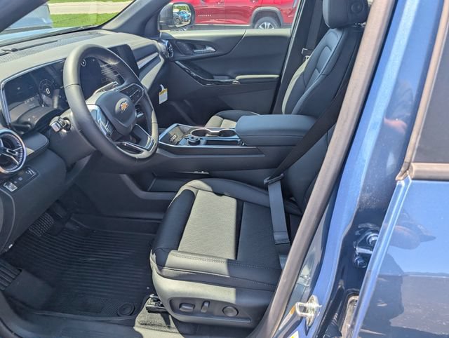 New 2026 Chevrolet Equinox LT w/ Convenience Package II FWD image 13