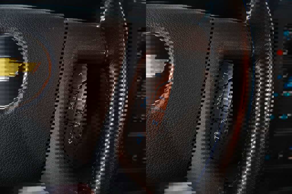 Used 2021 Chevrolet Express 3500 Extended w/ Driver Convenience Package image 20