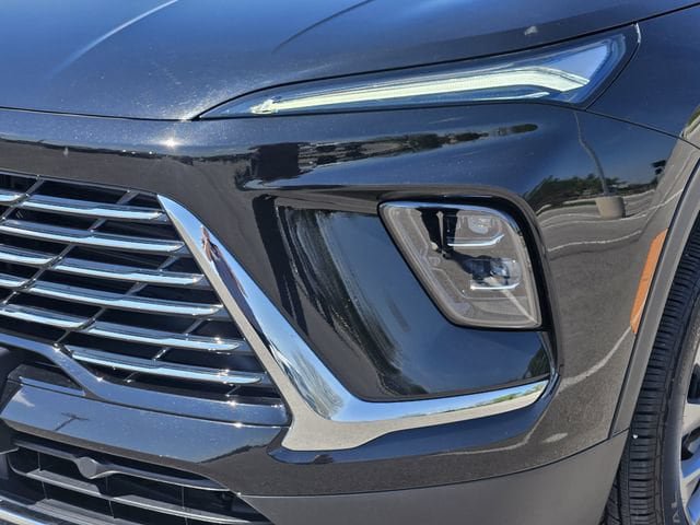 Used 2025 Buick Enclave Preferred FWD image 9