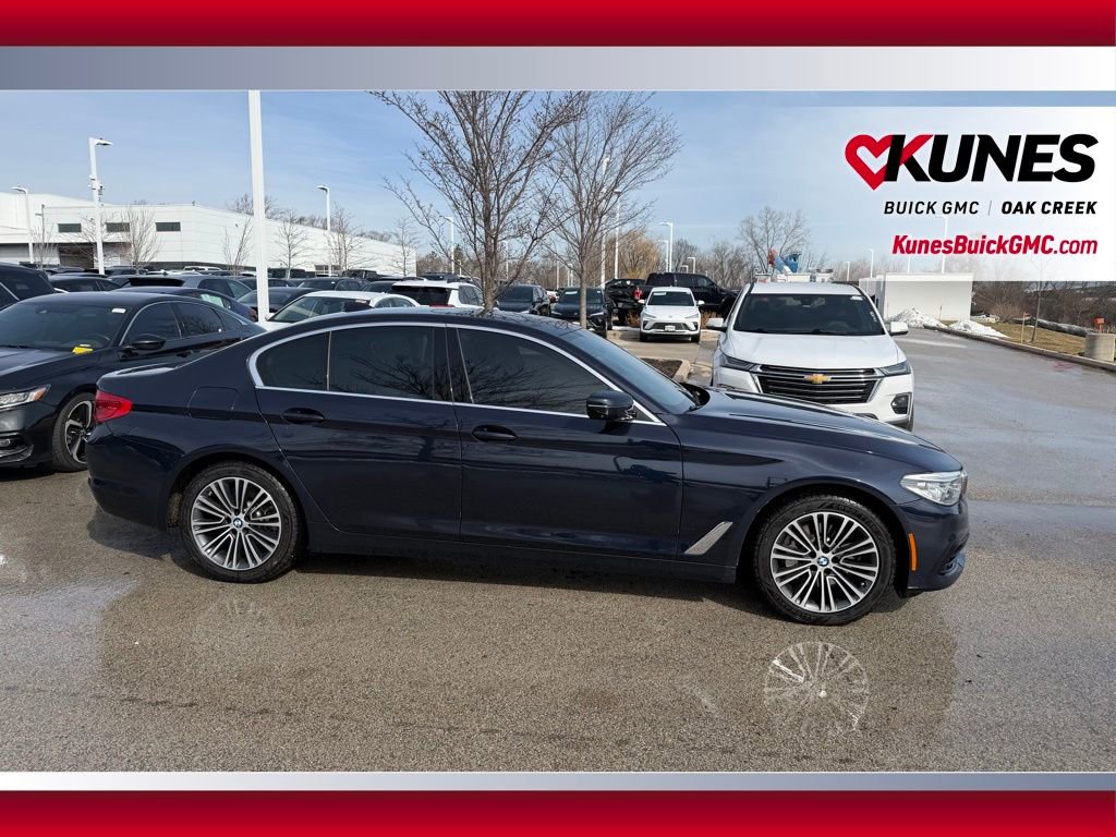 Used 2019 BMW 540i xDrive w/ Executive Package image 3