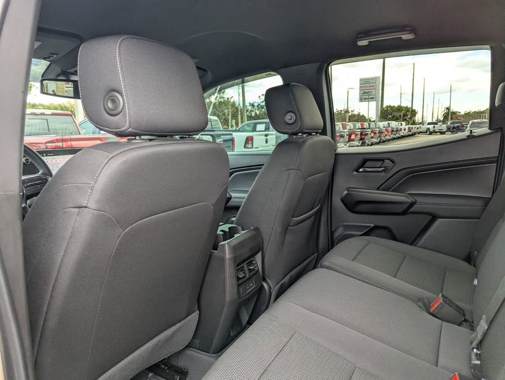 Used 2024 GMC Canyon Elevation w/ Convenience Package image 18