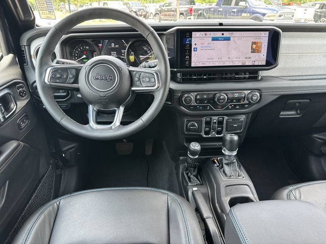 Certified 2025 Jeep Wrangler Unlimited Sahara w/ Safety Group AWD/4WD image 19
