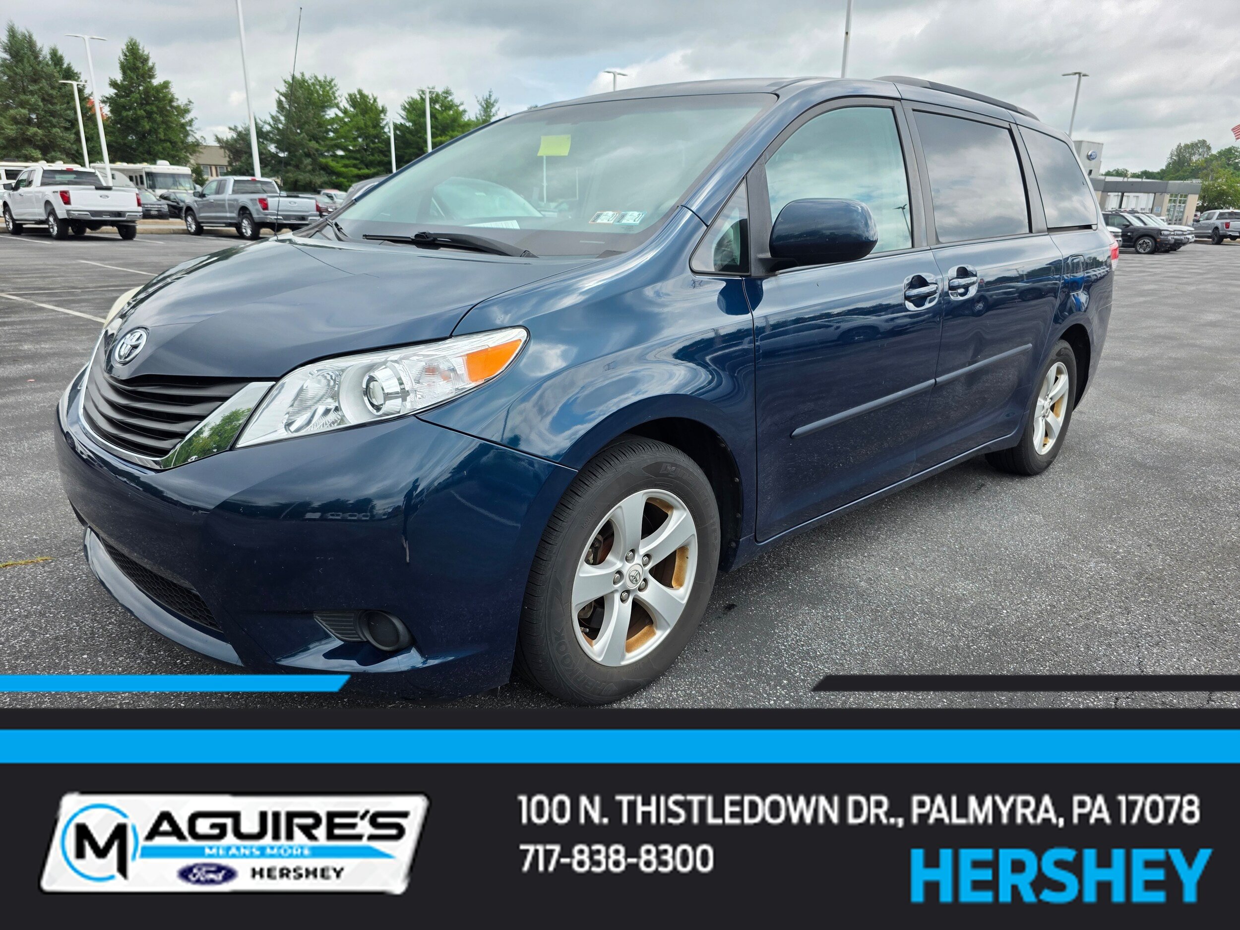 Used 2012 Toyota Sienna LE w/ Towing Pkg