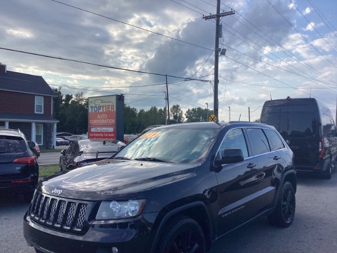 Used 2013 Jeep Grand Cherokee Altitude