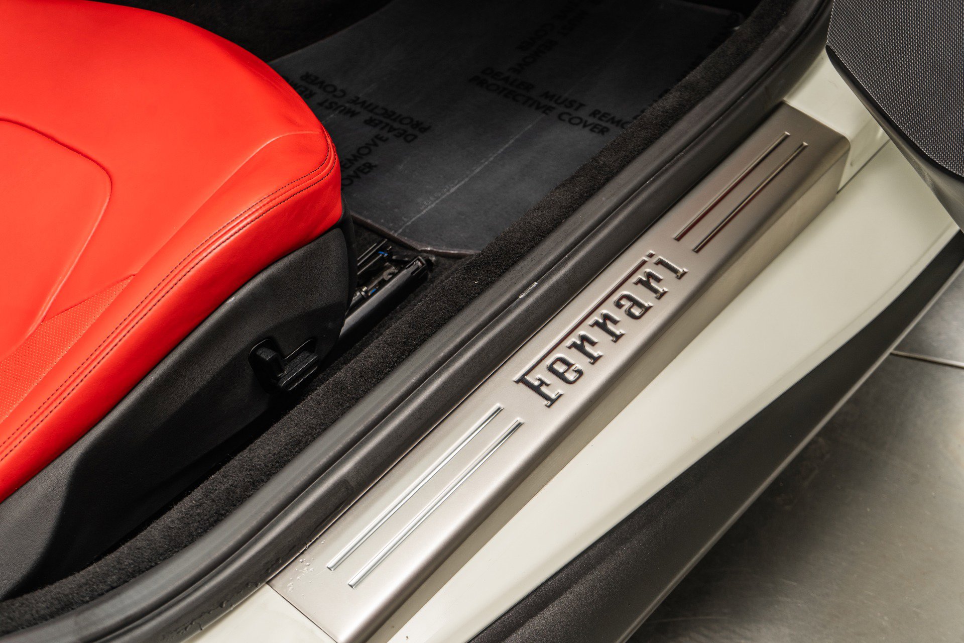 Used 2020 Ferrari Portofino image 30