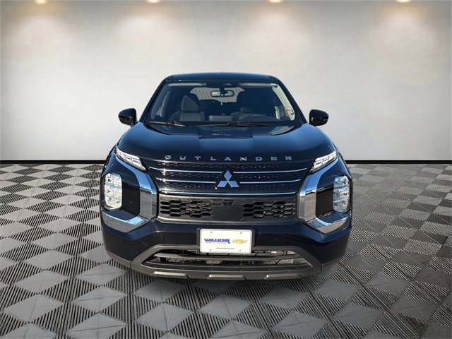 Used 2024 Mitsubishi Outlander ES image 8