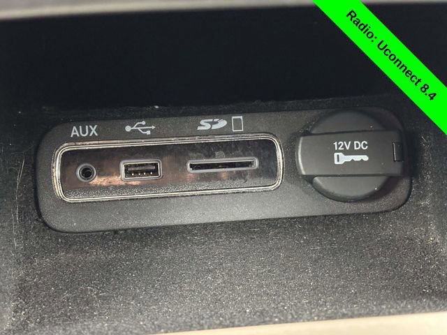 Used 2015 Jeep Grand Cherokee Limited image 22