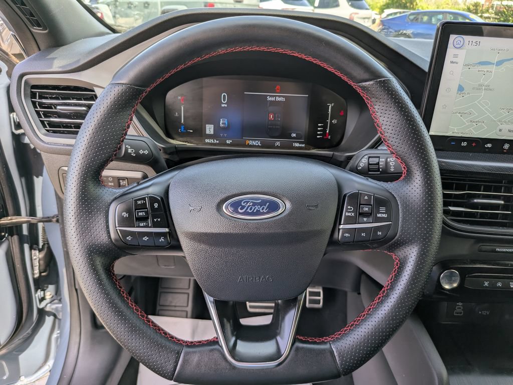 Used 2024 Ford Escape ST-Line w/ Tech Pack #1 FWD image 29
