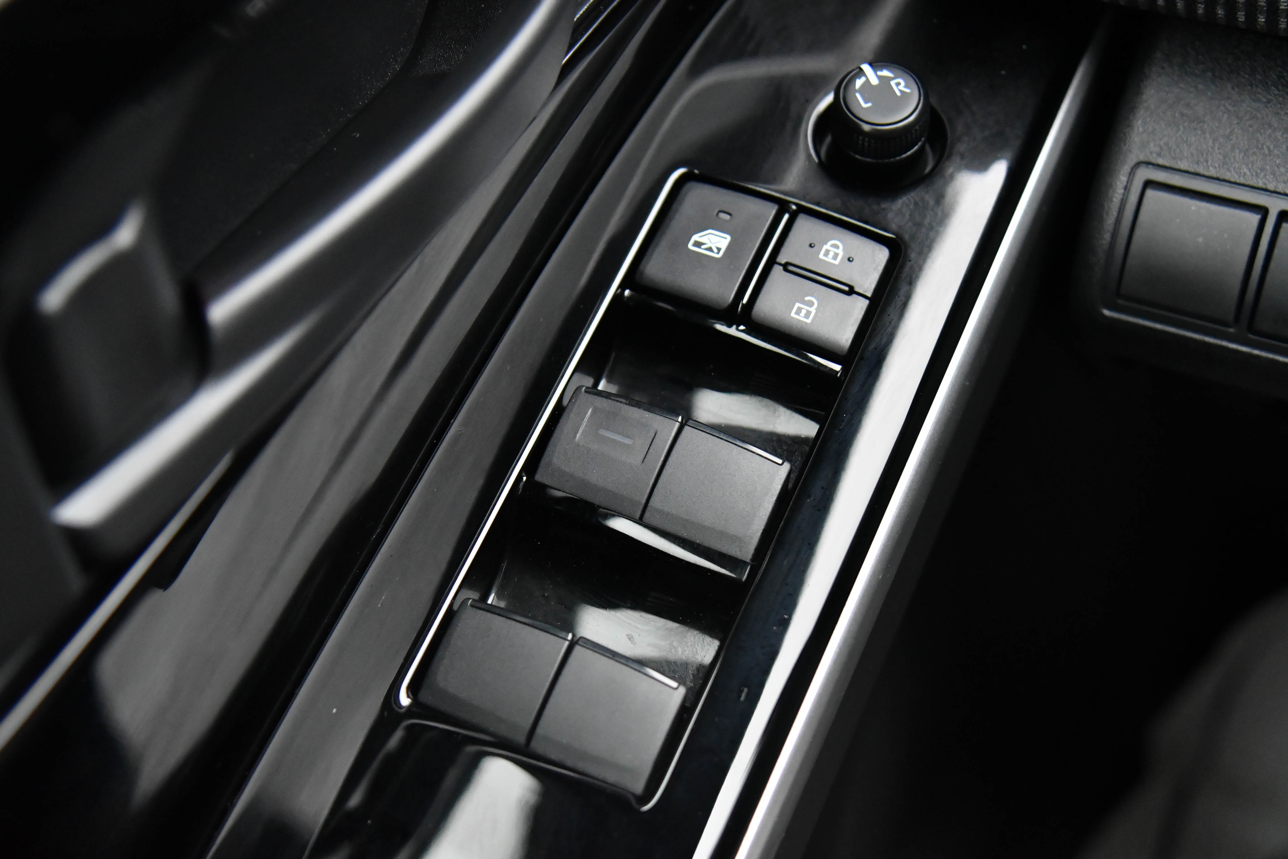 Used 2024 Toyota bZ4X AWD w/ Weather Package image 36