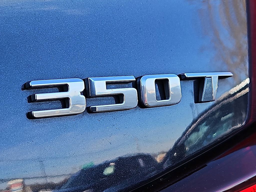 Used 2023 Cadillac XT4 Premium Luxury w/ Cold Weather Package image 36