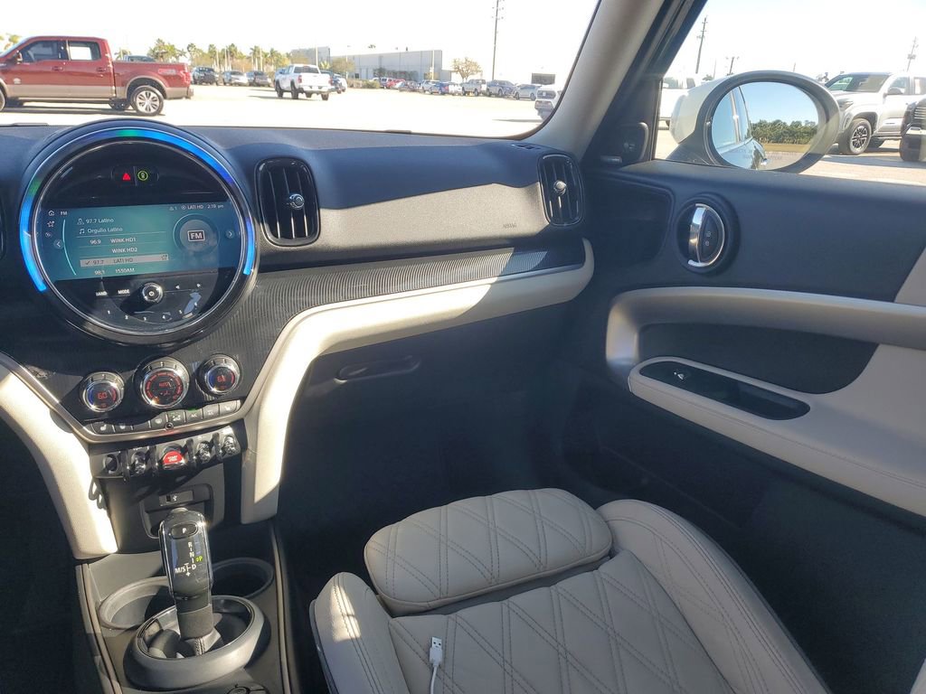 Used 2023 MINI Cooper Countryman S w/ Signature Upholstery Package image 11