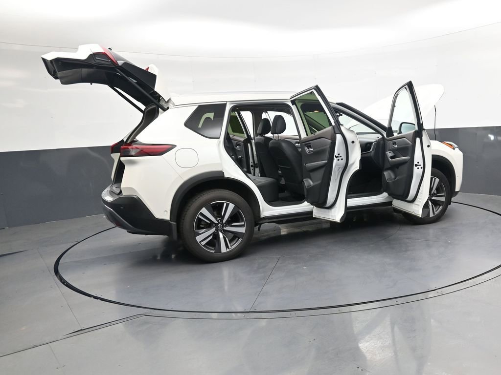 Used 2023 Nissan Rogue SL w/ SL Premium Package FWD image 48