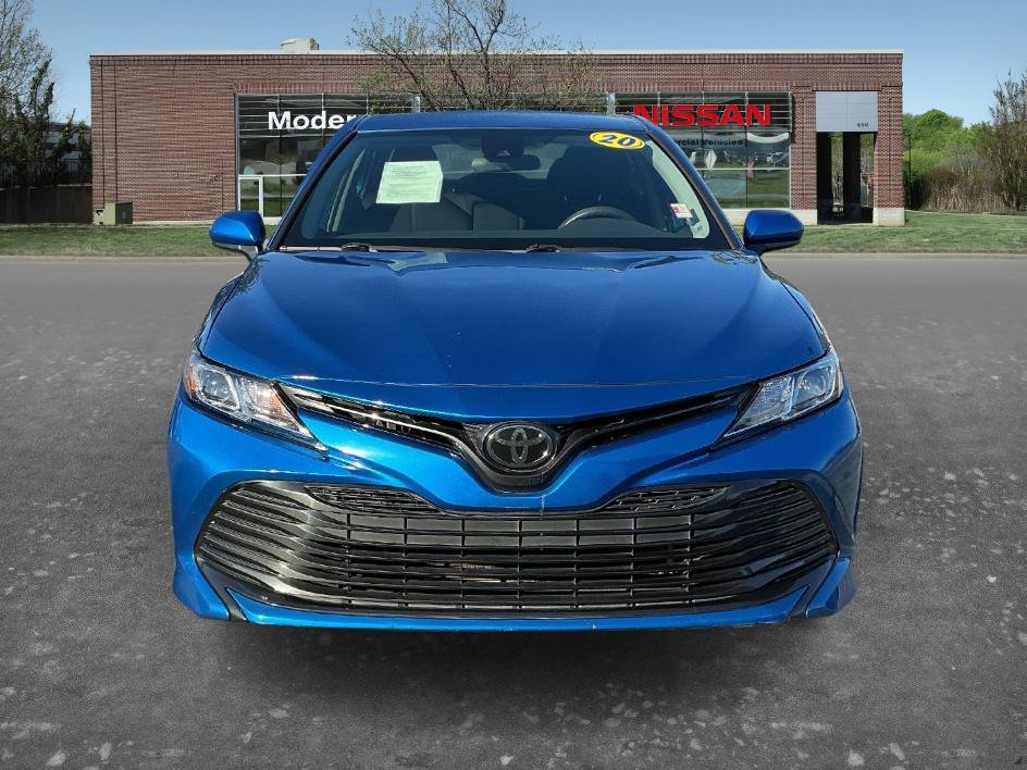 Used 2020 Toyota Camry LE FWD image 6