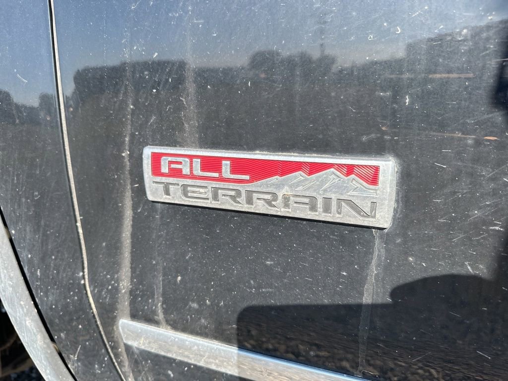 Used 2015 GMC Sierra 1500 SLT AWD/4WD image 4