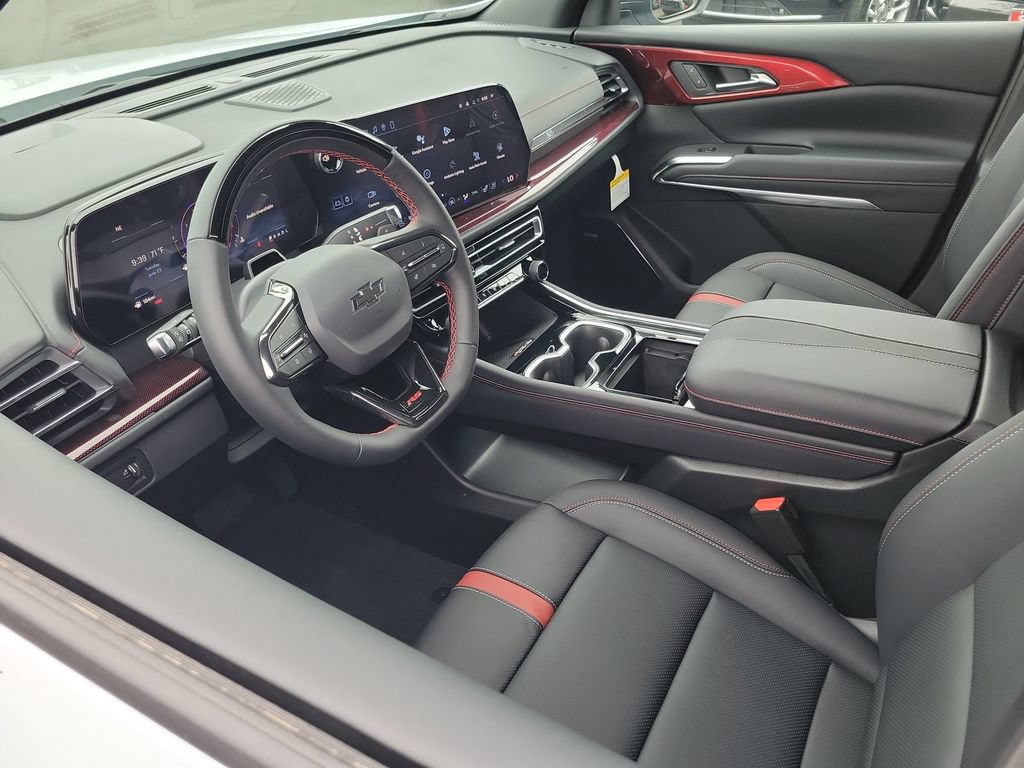 New 2026 Chevrolet Traverse RS FWD image 3